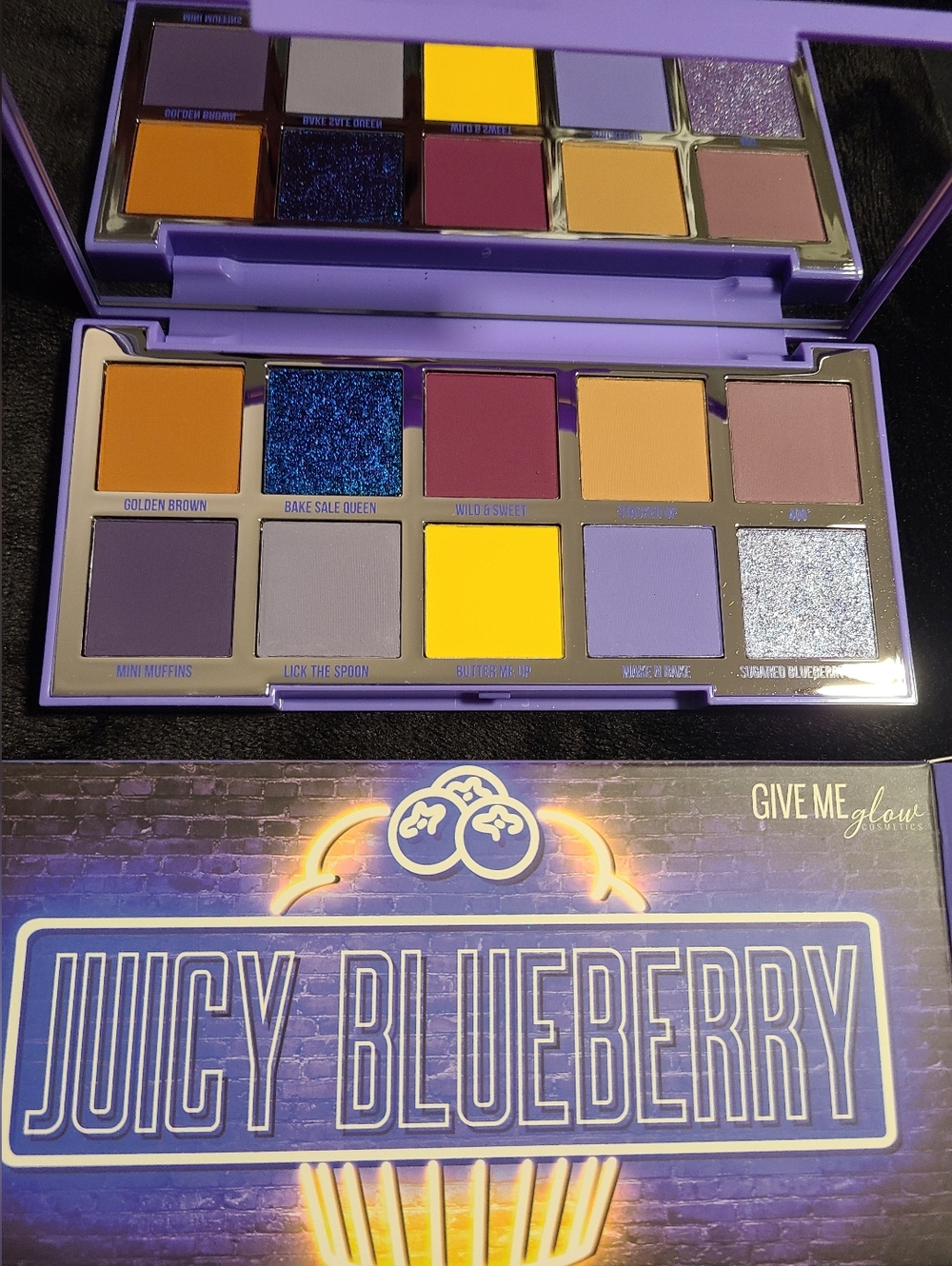 Give Me Glow Juicy Blueberry Eyeshadow Palette